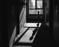 <b>Tetiana Titkova</b><br><i>Inside the light</i><br>2018<br>digital photography<br>24 cm × 36 cm